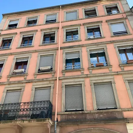 Centre Gare Apartment